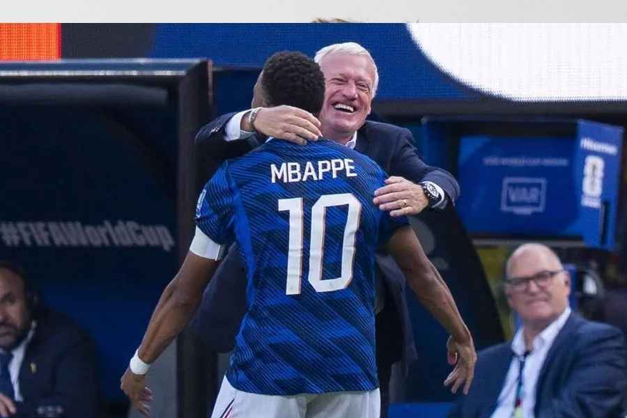 Didier Deschamps defiende a Kylian Mbappé tras críticas por su comportamiento
