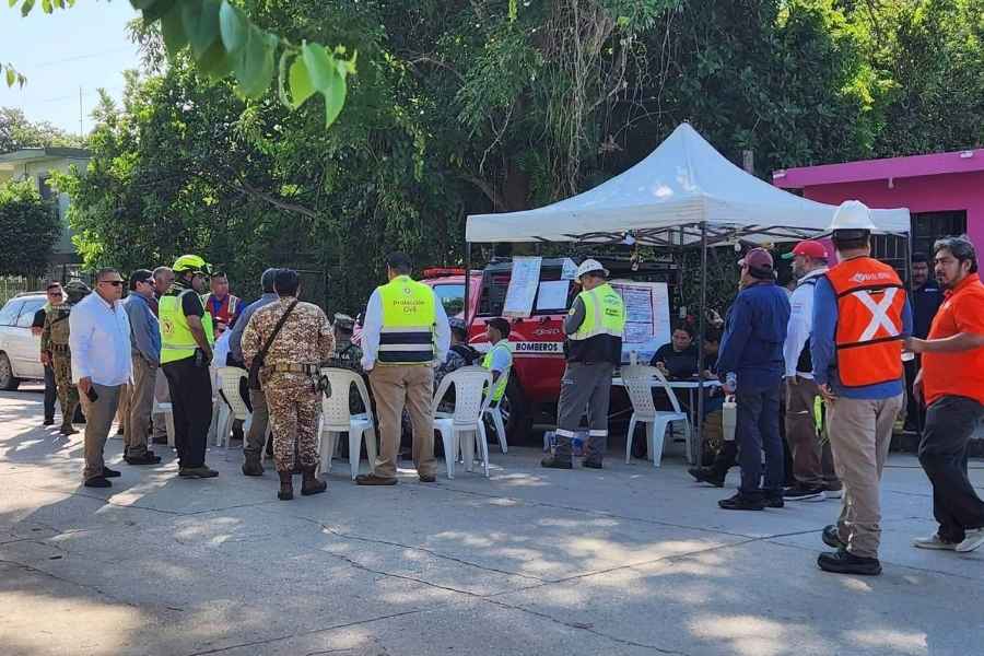 Evacúan  personas trabajos combustible  Madero