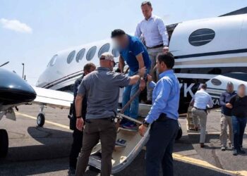 Filtran fotografías inéditas del arresto de “El Mayo” Zambada y de Joaquín Guzmán López, hijo de “El Chapo”