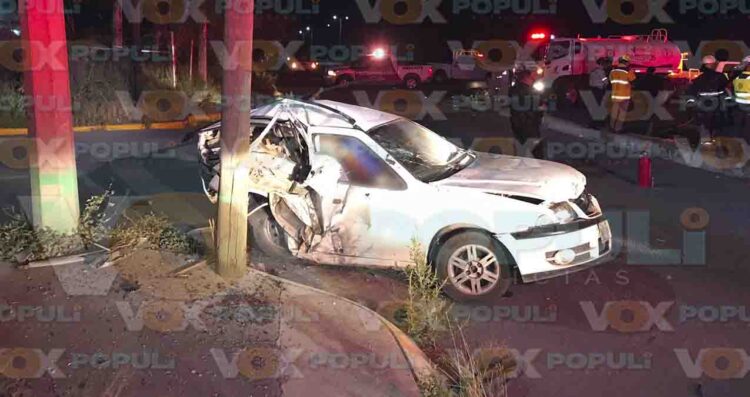 Fuerte choque deja una mujer embarazada sin vida en la carretera Victoria-Monterrey en Tamaulipas