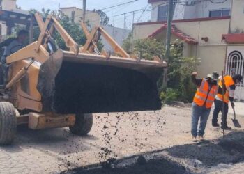 Gobierno de Victoria programa de bacheo