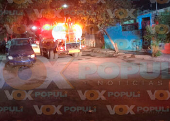 Incendio consume segundo piso de vivienda en Ciudad Victoria, Tamaulipas
