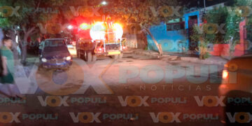Incendio consume segundo piso de vivienda en Ciudad Victoria, Tamaulipas