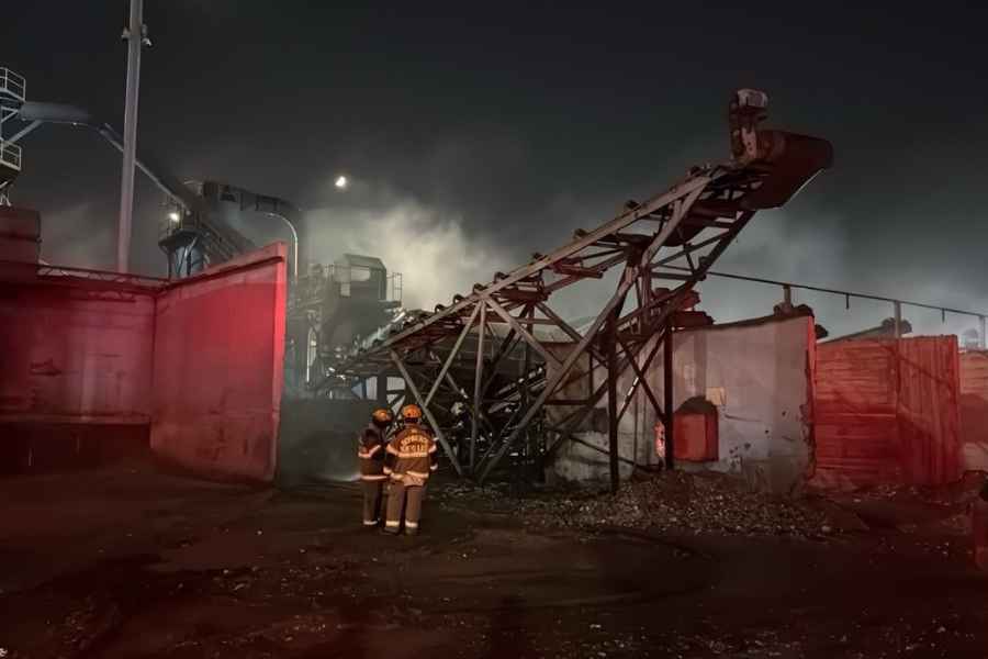 Incendio en Parque Industrial Huinalá moviliza a cuerpos de emergencia en Apodaca, NL