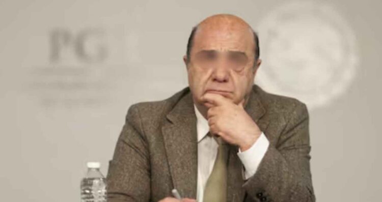 Juez cambia medida cautelar de Jesús Murillo Karam por caso Ayotzinapa; usará brazalete electrónico