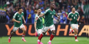 Julián Quiñones Once Ideal Mundial