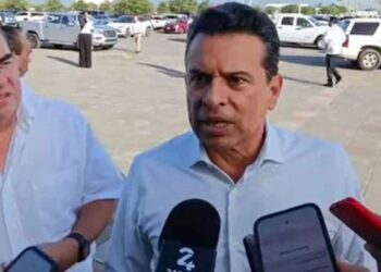 Mantienen trabajos de limpieza y rehabilitación en calles de Ciudad Victoria, Tamaulipas