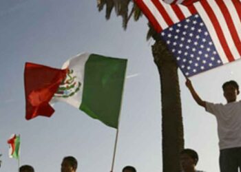 Morena comunidad mexicana Estados Unidos