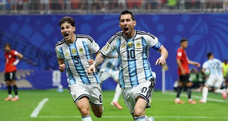 Mundial 2026 Argentina logra épica remontada ante Egipto y avanza a los cuartos de final