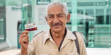 ¿Quiénes reciben el pago de la Pensión Bienestar este lunes 27 de julio, según el calendario oficial?