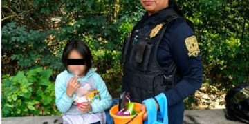 Polícia capitalina resguarda a menor aparentemente abandonada en calles de Álvaro Obregón, CDMX