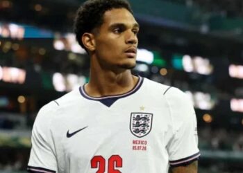 Quansah recibe castigo de FIFA y se perderá duelos clave de Inglaterra