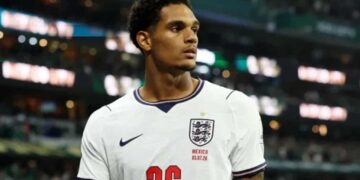 Quansah recibe castigo de FIFA y se perderá duelos clave de Inglaterra