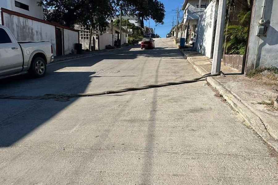 Retiran cuerdas en calles por riesgo de accidentes en Tampico, Tamaulipas