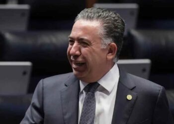 Enrique Inzunza cheques