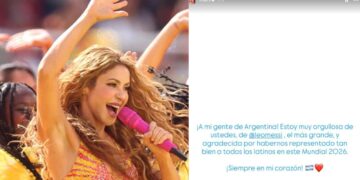 Shakira felicita a España y dedica mensaje especial a Lionel Messi
