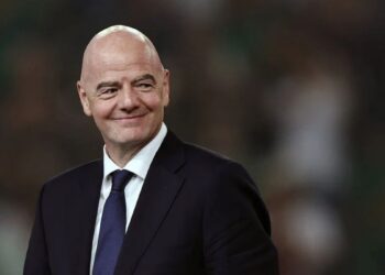 UEFA busca sacar a Infantino