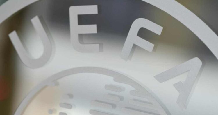 UEFA estalla por decisión de FIFA en caso Balogun