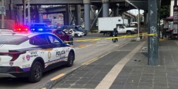 mujer desvanecerse estación Moctezuma
