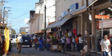 Ventas ambulantes en Ciudad Victoria, Tamaulipas, caen 40% durante vacaciones de verano