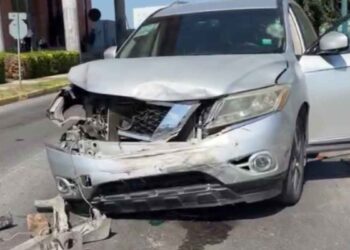choque multiple Reforma Laredo