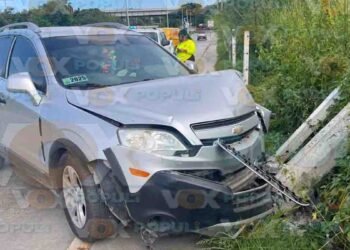 Altamira camioneta poste