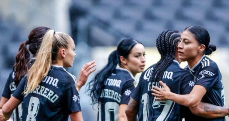 América Femenil Estadio de Coapa