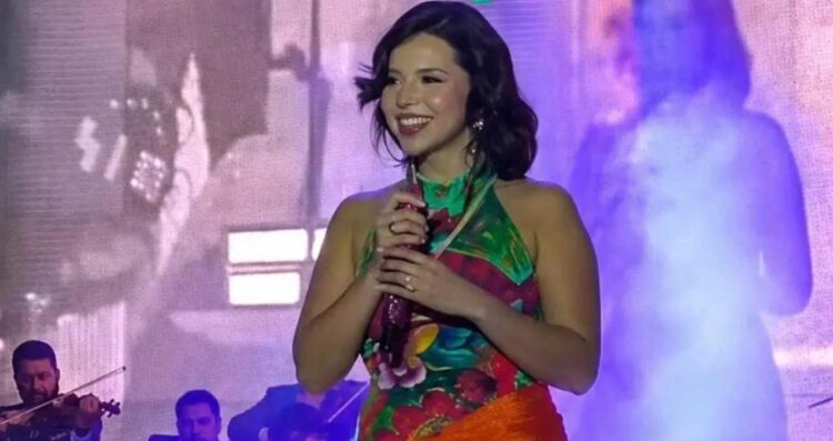 Ángela Aguilar Feria de Comitán