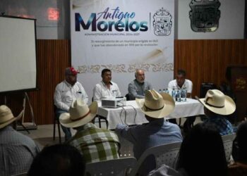 Capacitan ganaderos Antiguo Morelos