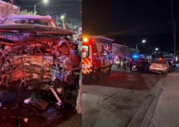 Choque frontal en la colonia en Monterrey