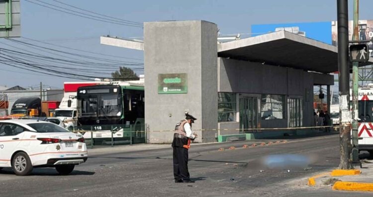 Ciclista atropellado tráiler en Guadalupe