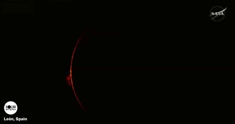 Eclipse solar punto máximo