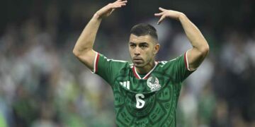 El Al Jazira fichar a Erik Lira