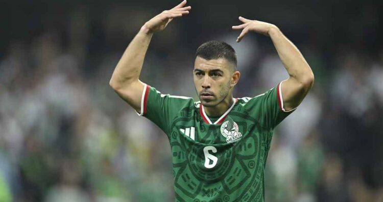 El Al Jazira fichar a Erik Lira