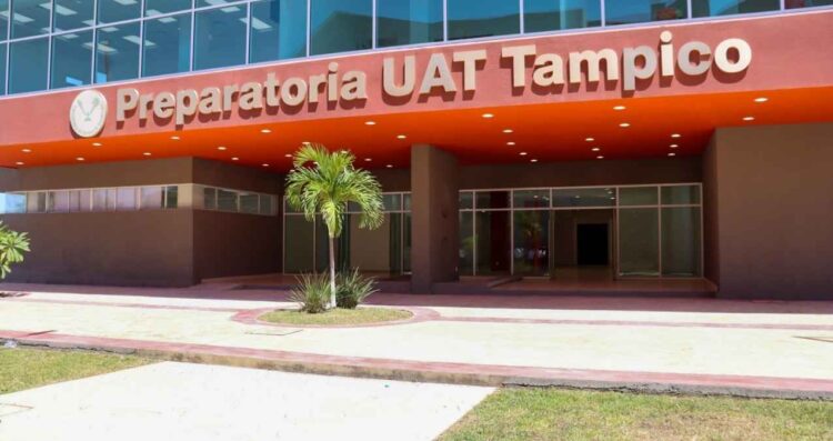 Escuela Preparatoria uat Tampico
