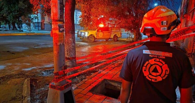 Hombre alcantarilla herido Monterrey