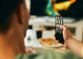 Especialistas advierten posible control político en la regulación para proteger a audiencias