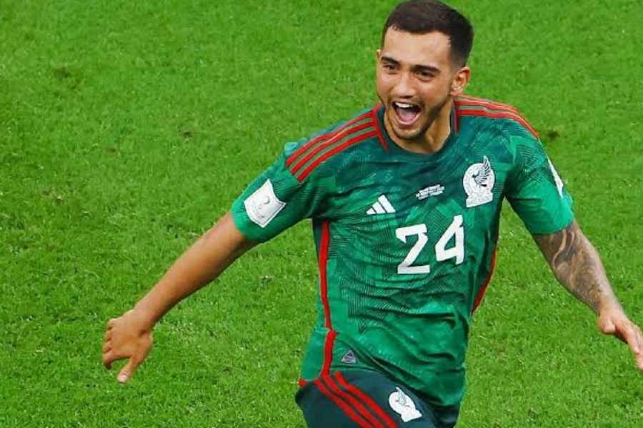 Luis Chávez América