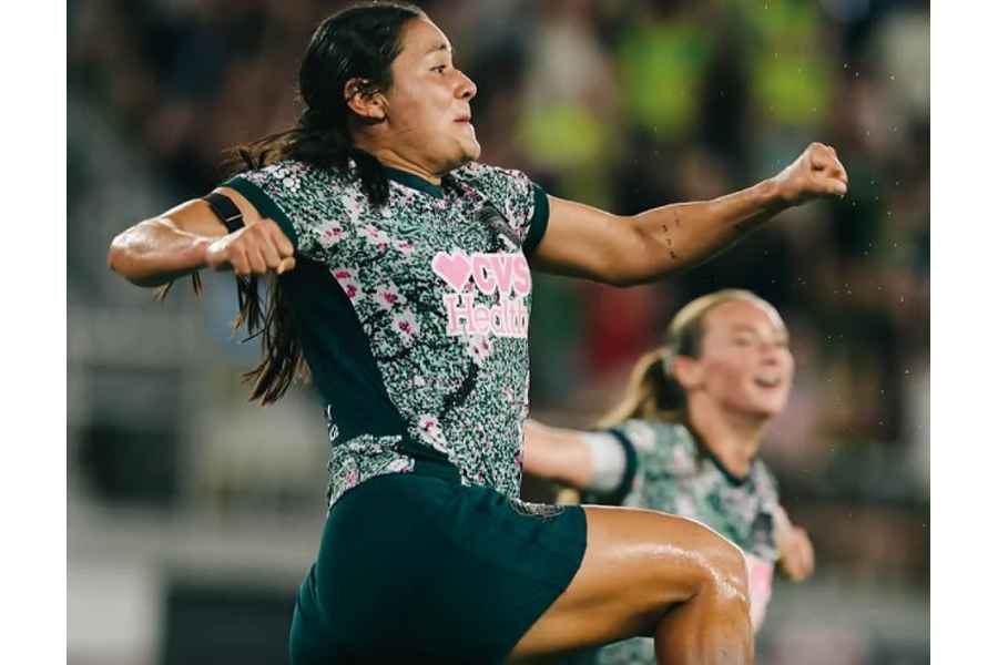Manchester United Rebeca Bernal (1)