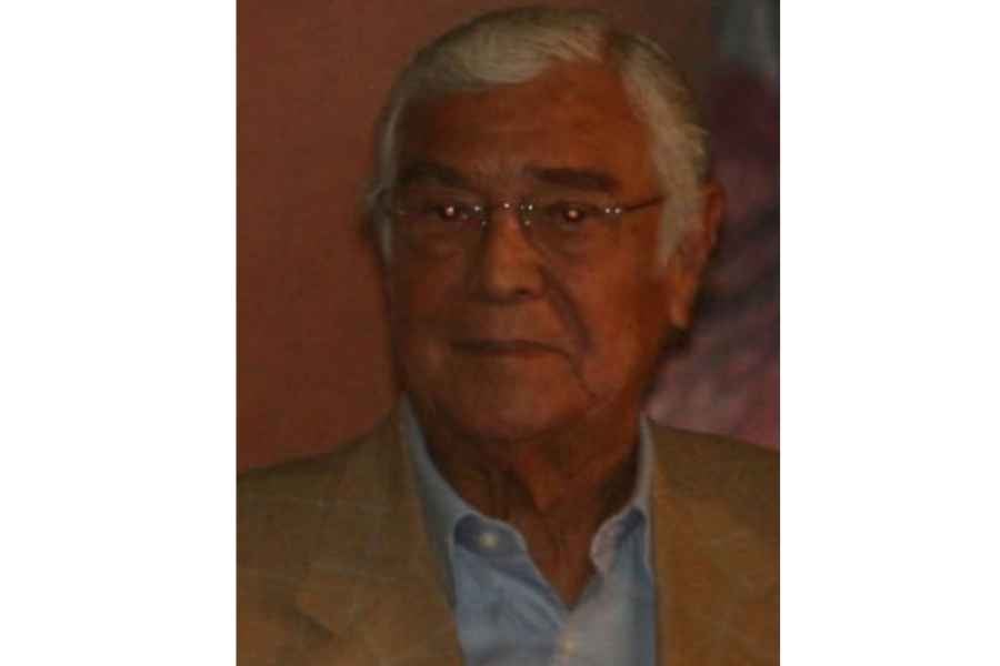 Maximiliano Leonardo Farmacias Ahorro