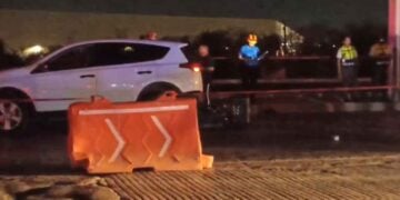 Motociclista derrapar y chocar en Escobedo