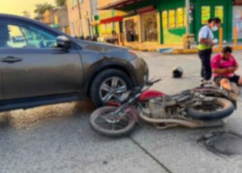 Motociclista lesionado camioneta en El Mante