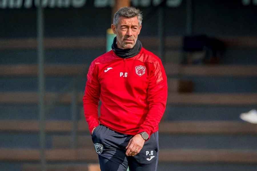 Pedro Caixinha Bravos de Juárez 