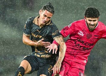 Pumas empate contra Necaxa