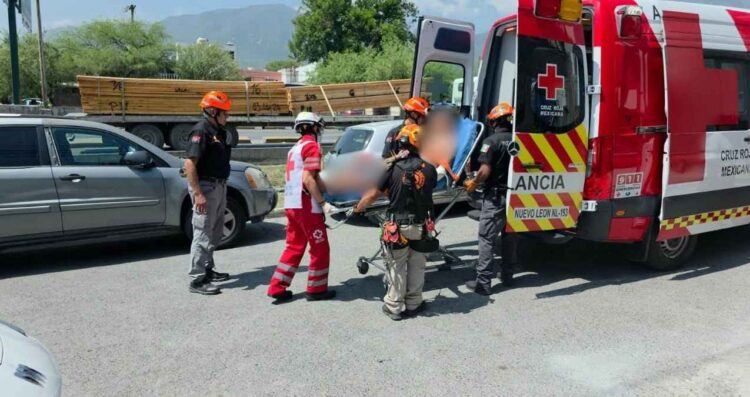 Trabajador descarga eléctrica en Guadalupe