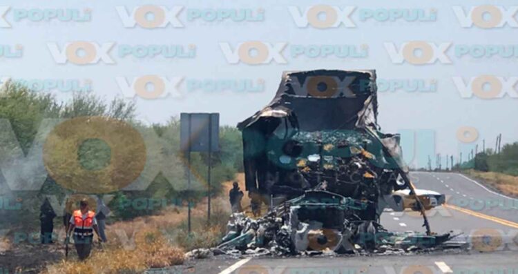 Tractocamión incendia Padilla