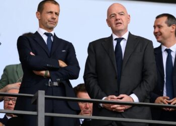 UEFA denuncia a FIFA