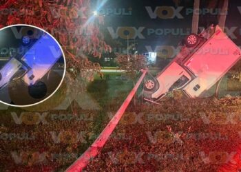 abandona camioneta volcar en Altamira, Tamaulipas