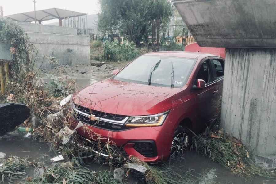 atrapados lluvias San Bernabe