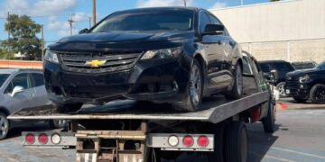 autos mal estacionados en Matamoros